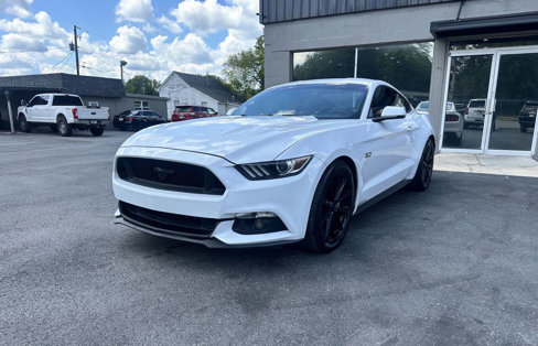 Used 2015 Ford Mustang GT Premium image 2