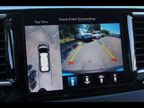 Used 2019 Chrysler Pacifica Touring-L Plus w/ Advanced Safetytec Group image 37