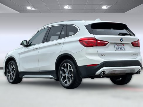 Used 2020 BMW X1 xDrive28i image 3
