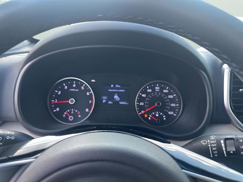 Used 2020 Kia Sportage EX image 32