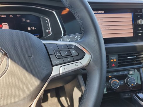 Used 2022 Volkswagen Jetta SEL image 15