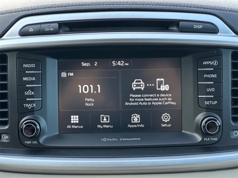 Used 2018 Kia Sorento L image 19
