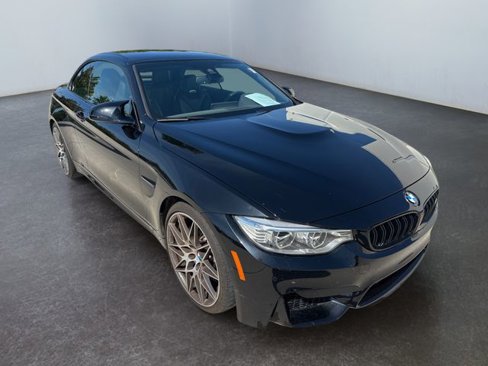 Used 2016 BMW M4 Convertible image 12