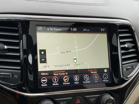 Used 2019 Jeep Grand Cherokee Overland image 39
