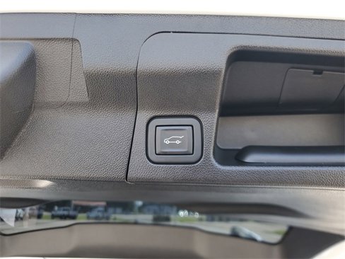Used 2022 GMC Acadia Denali image 7