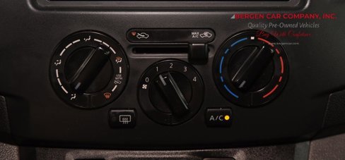 Used 2015 Chevrolet City Express LT w/ Technology Package image 22