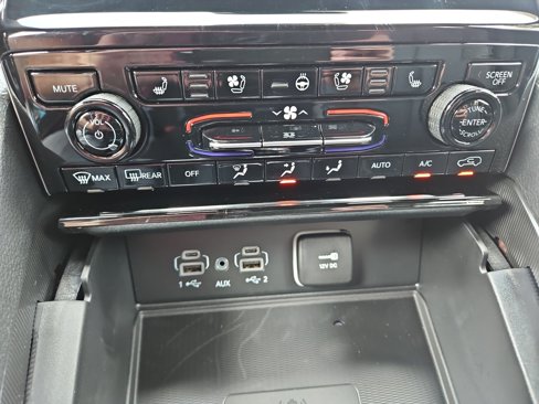New 2025 Jeep Grand Cherokee Limited w/ Luxury Tech Group II image 27