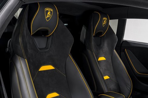 Used 2023 Lamborghini Huracan Tecnica image 36