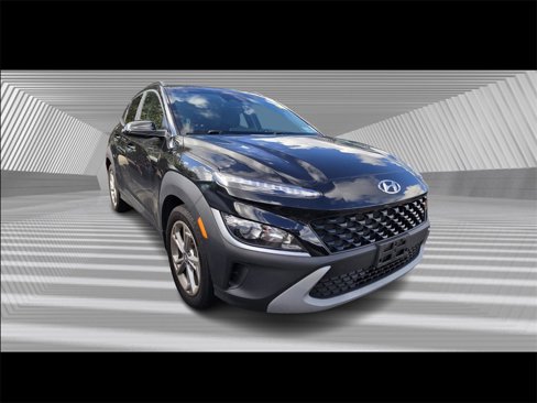 Certified 2022 Hyundai Kona SEL w/ Convenience Package image 3