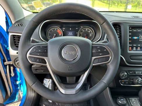 Used 2022 Jeep Cherokee Latitude Lux image 27