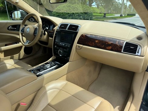 Used 2012 Jaguar XK Coupe image 24