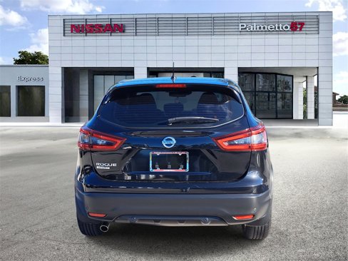 Used 2021 Nissan Rogue Sport S image 5