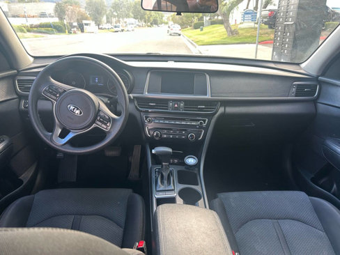Used 2018 Kia Optima LX image 4