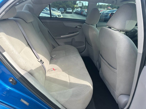 Used 2010 Toyota Corolla LE image 12