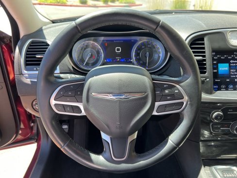 Certified 2019 Chrysler 300 Touring image 12