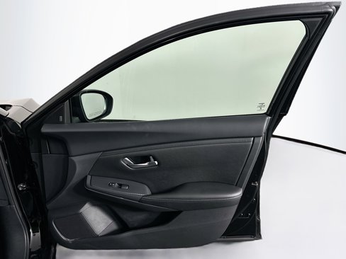 Used 2024 Nissan Sentra SV image 27