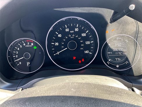 Used 2018 Honda HR-V EX image 26