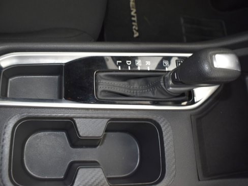 Used 2024 Nissan Sentra SV image 24