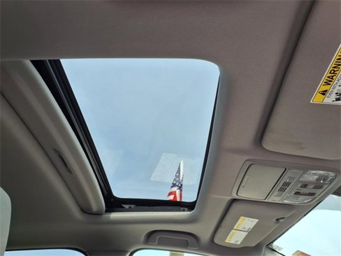 Used 2022 Honda CR-V EX image 6