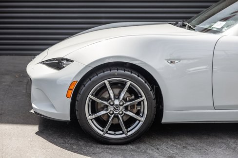 Used 2017 MAZDA MX-5 Miata RF Grand Touring image 11