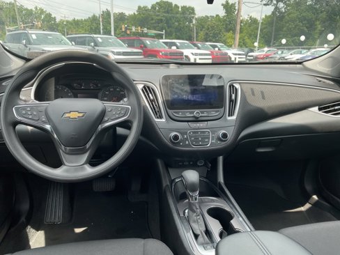 Used 2024 Chevrolet Malibu LT image 11