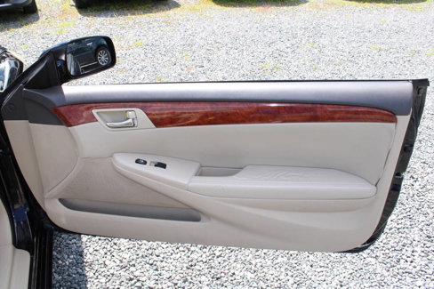Used 2006 Toyota Solara SLE image 28