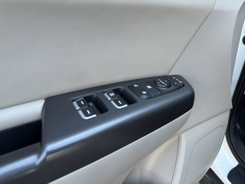 Used 2021 Kia Sportage S image 13