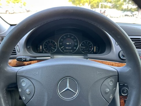 Used 2004 Mercedes-Benz E 320 Sedan image 22