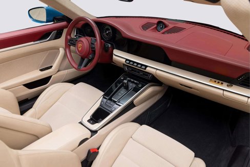 Used 2021 Porsche 911 Targa 4S Heritage Design image 13