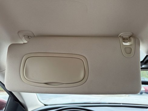Used 2015 Chrysler 200 Limited image 30