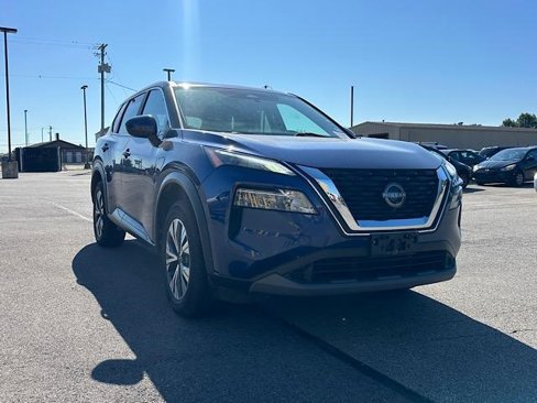 Used 2023 Nissan Rogue SV image 11
