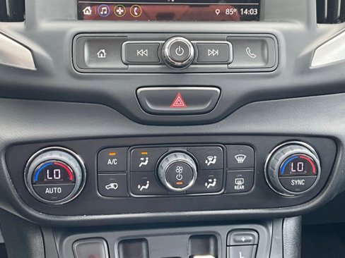 Used 2018 GMC Terrain SLE w/ Driver Convenience Package image 22