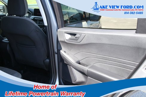 Used 2022 Ford Escape SE image 28