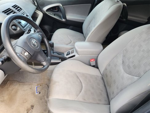Used 2012 Toyota RAV4 4WD image 9