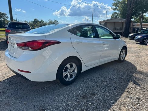 Used 2014 Hyundai Elantra SE image 5