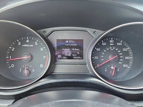 Used 2019 Kia Sedona EX image 11