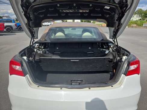 Used 2013 Chrysler 200 Touring w/ Cold Weather Group image 5