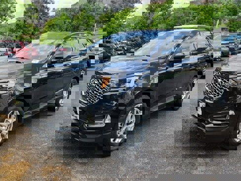Certified 2024 Ford Edge SEL w/ Convenience Package image 5