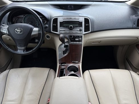Used 2009 Toyota Venza image 10
