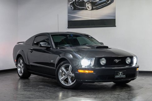 Used 2008 Ford Mustang GT image 1