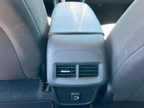 Used 2023 Chevrolet Equinox LS image 19