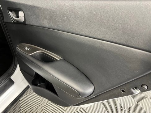 Used 2019 Kia Optima S image 30