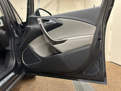 Used 2014 Buick Verano image 16
