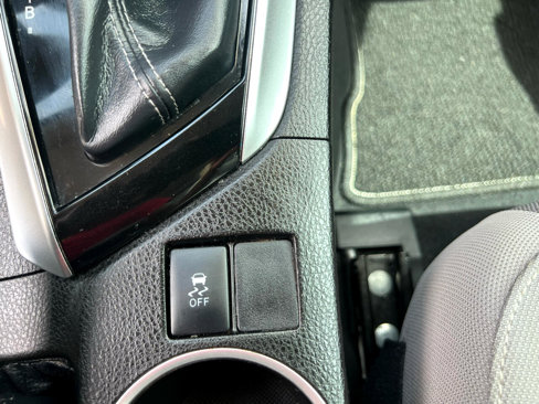 Used 2019 Toyota Corolla LE image 26