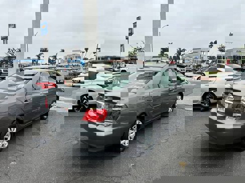 Used 2005 Toyota Camry LE image 3