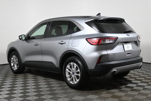 Used 2022 Ford Escape SE w/ Cold Weather Package image 5