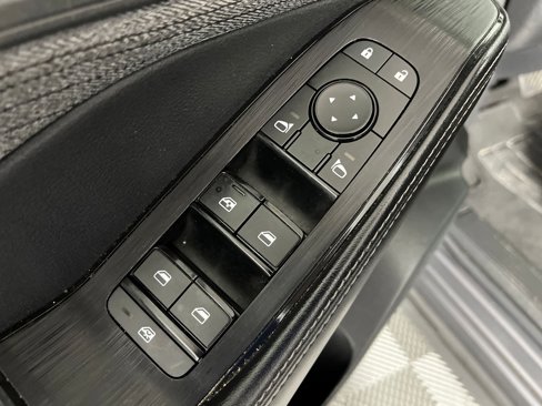 Used 2023 Nissan Rogue SV image 19