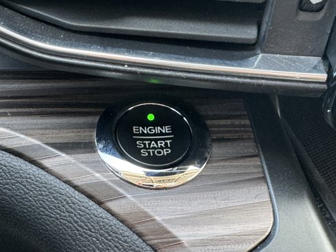 Used 2020 Ford Explorer Limited image 26