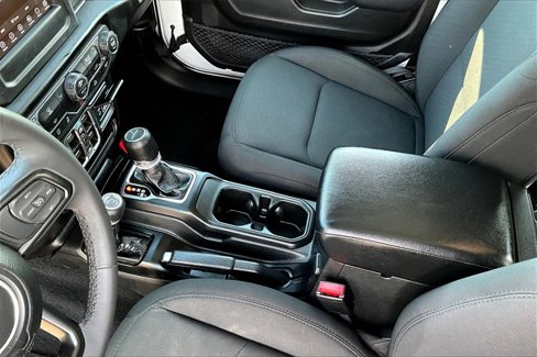 Used 2023 Jeep Gladiator Sport image 15