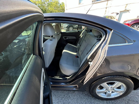 Used 2014 Chevrolet Cruze LT image 7